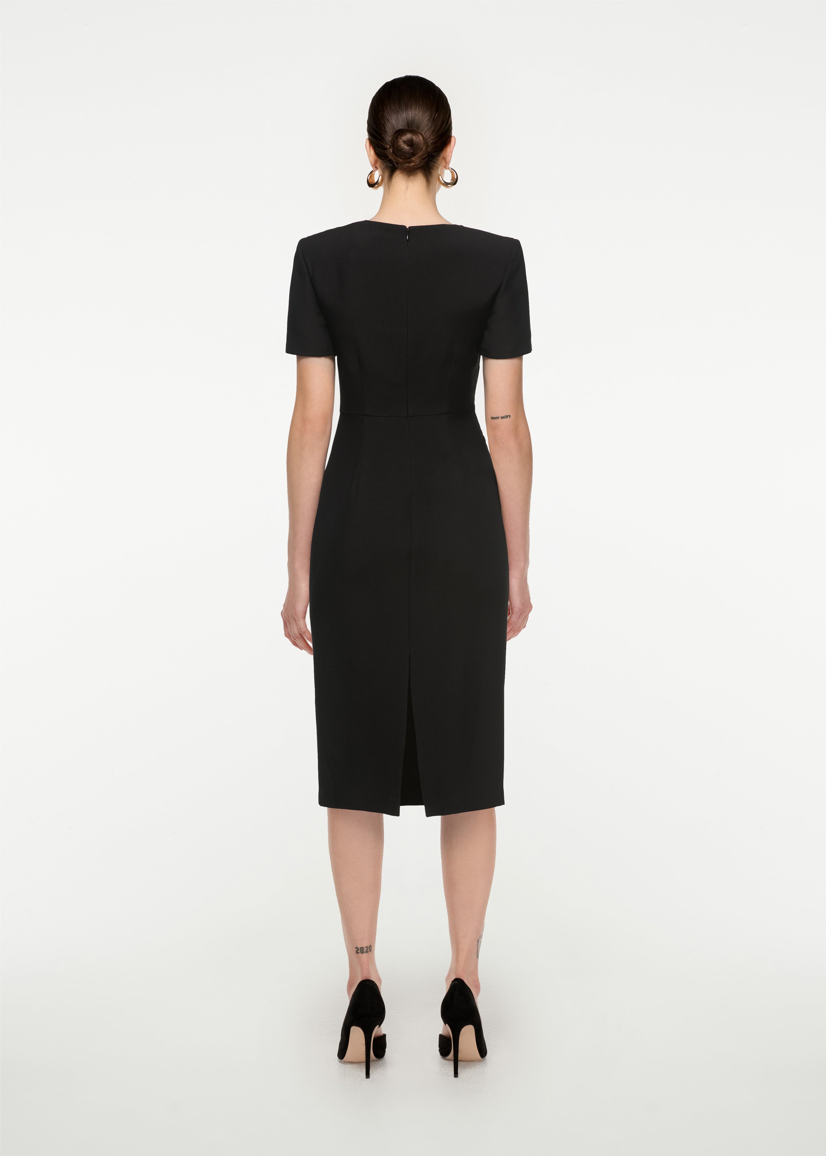 Women's Midi Dresses | Mid-length Dress | Scoop neck midi dress, Midi dress,  Black dress style