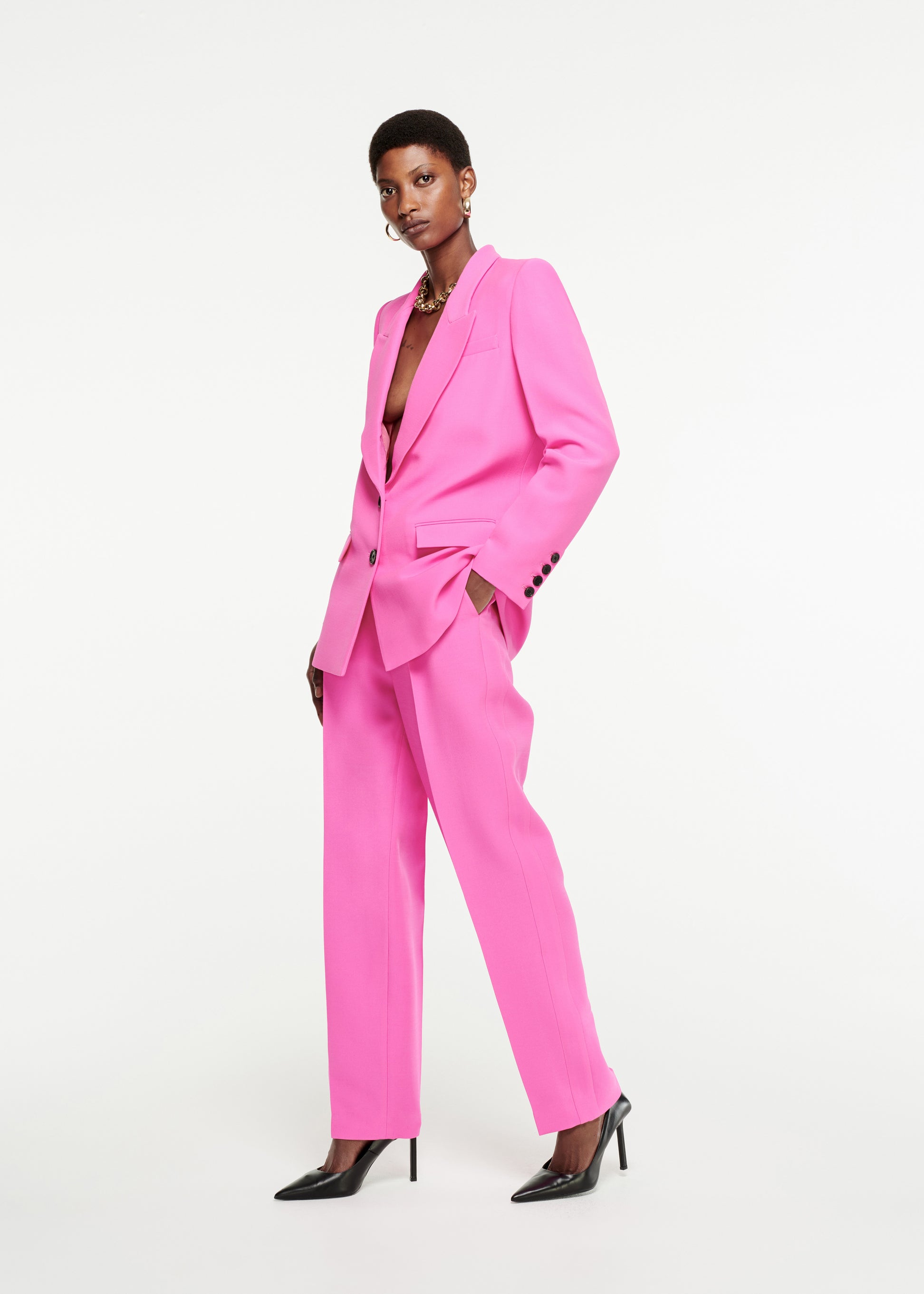 Woman wearing the Straight-Cut Silk Wool Trouser in Pink 